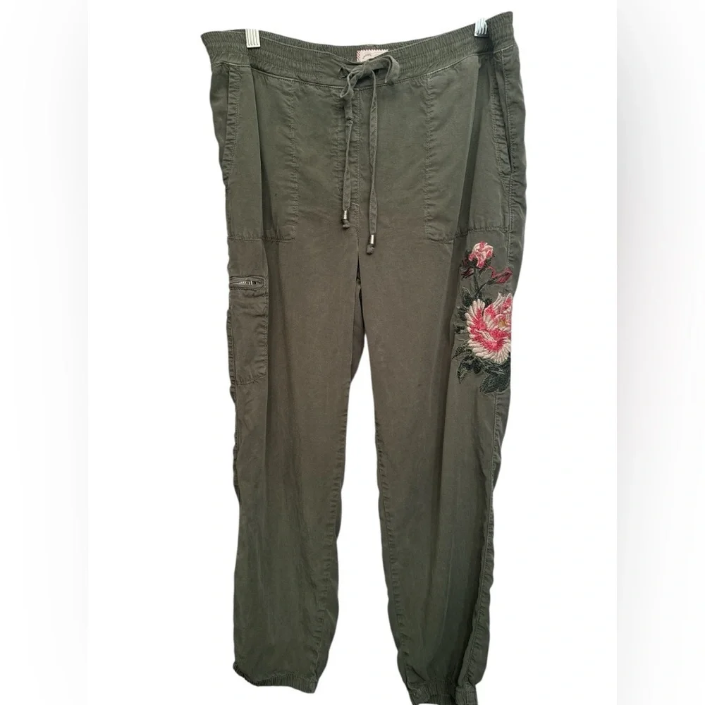 Postmark | Anthropologie Jarvis Olive Floral Embroidered Pants